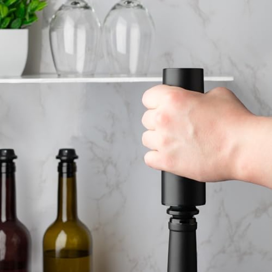 - Rechargeable Wine Saver Vacu – Wine Preservation Pump recenzja i cena